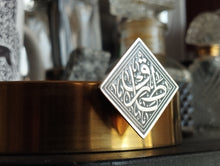 Load image into Gallery viewer, Customized Suit Pin With Magnetic Holder
