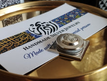 Load image into Gallery viewer, Customized Suit Pin With Magnetic Holder
