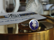 Load image into Gallery viewer, Symbolic Mood Ring : Wealthy Grapes
